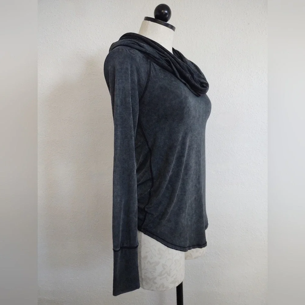 Free People We The Free Cosmo Cowl Neck Top Long Sleeve Gray Size XS - Picture 8 of 11
